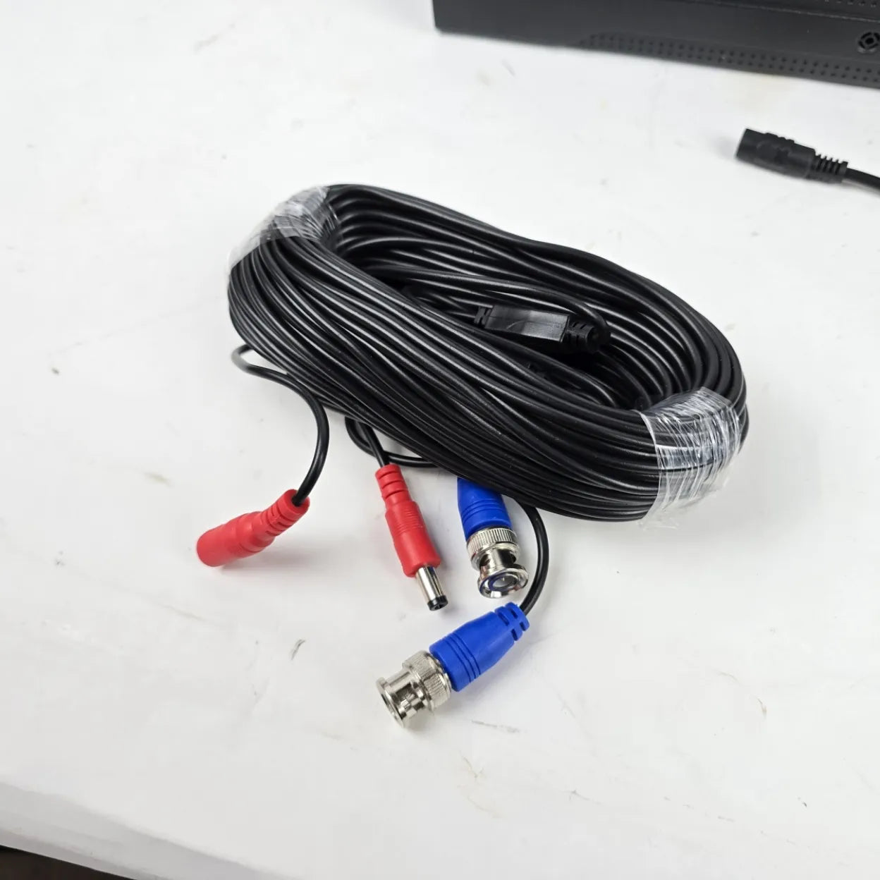 Žičani videonadzorni sustav G501 4K (4 kamere + DVR)