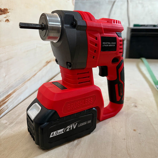 Aku vibrator betona  21V x 2 + crijevo 2m